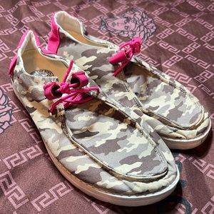 Simply Southern Camo Shoes